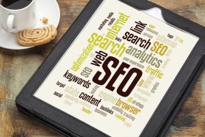 Поисковая оптимизация или SEO могут быть сделаны, чтобы повысить рейтинг сайтов в различных поисковых системах, таких как Google и Yahoo